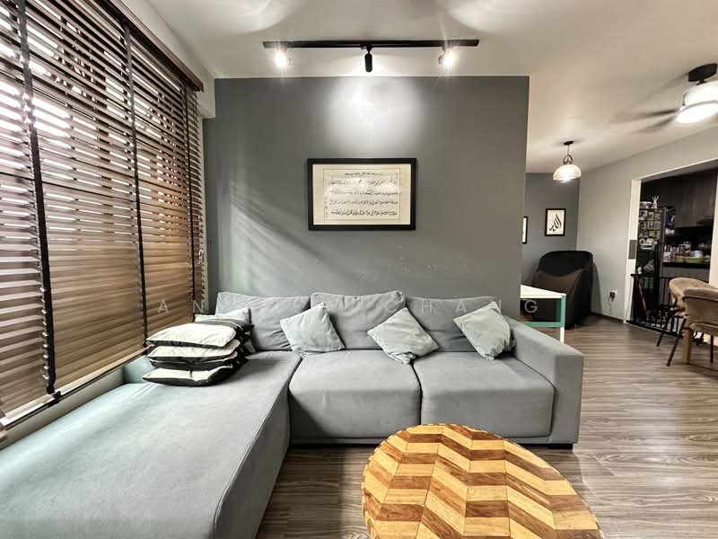 808D Choa Chu Kang Avenue 1, 808D Choa Chu Kang Avenue 1, 3 Bedrooms, 990 sqft, HDB Flat For Sale, by Anthea Chang, 500195231 - Living Room - PropertyGuru.com.sg