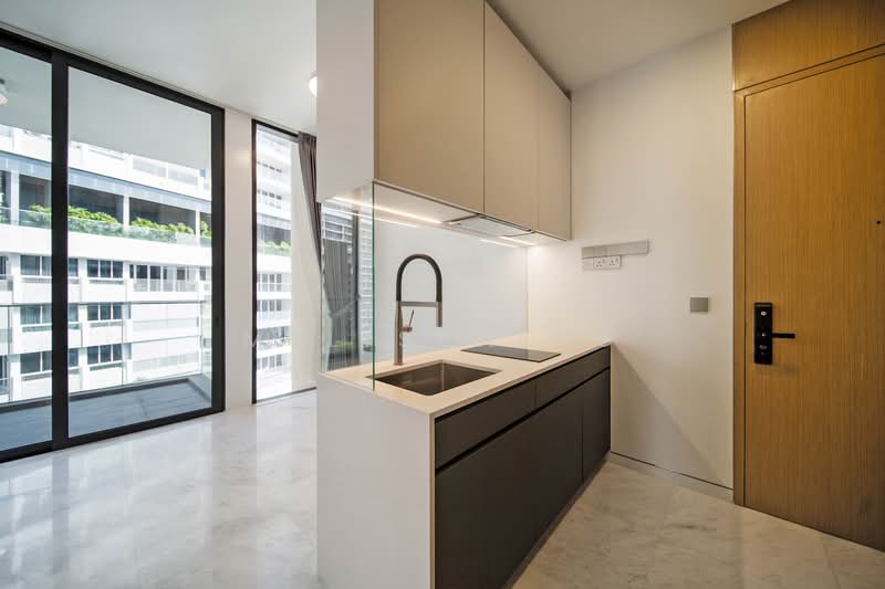 Cairnhill 16, 16 Cairnhill Rise, 2 Bedrooms, 775 sqft, Condominium For Sale, by Melissa Ng, 500195232 - Kitchen - PropertyGuru.com.sg