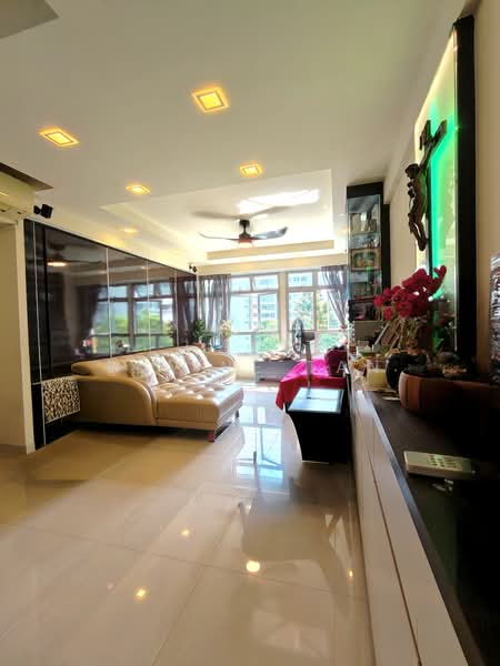 183B Boon Lay Avenue, 183B Boon Lay Avenue, 4 Bedrooms, 1,205 sqft, HDB Flat For Sale, by Elaine Tan, 500195233 - Living Room - PropertyGuru.com.sg