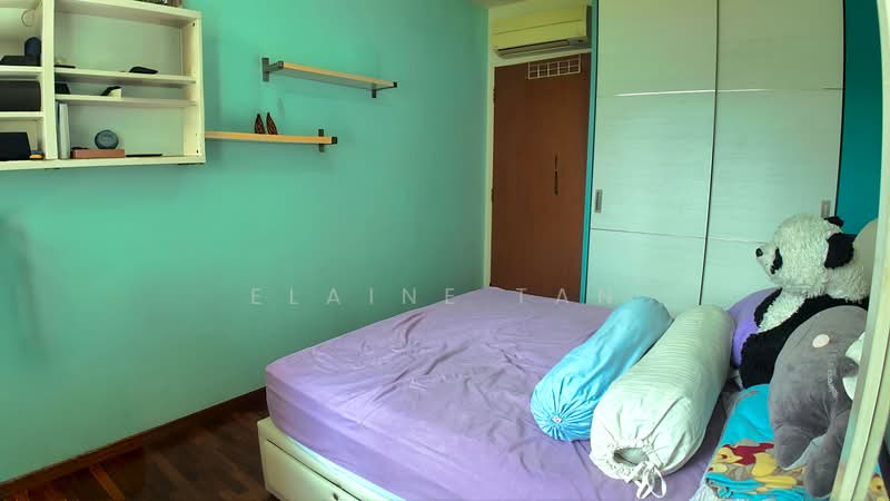 183B Boon Lay Avenue, 183B Boon Lay Avenue, 4 Bedrooms, 1,205 sqft, HDB Flat For Sale, by Elaine Tan, 500195233 - Common room 1 - PropertyGuru.com.sg