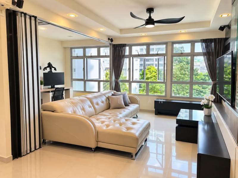 183B Boon Lay Avenue, 183B Boon Lay Avenue, Boon Lay / Jurong / Tuas, 4 Bedrooms, 1,205 sqft, HDB Flat For Sale, by Elaine Tan, 500195233 - Living Room - PropertyGuru.com.sg