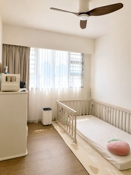 431A Bedok North Road, 431A  Bedok North Road, 3 Bedrooms, 1,012 sqft, HDB Flat For Sale, by Song Wanqi, 500195241 - Bedroom - PropertyGuru.com.sg