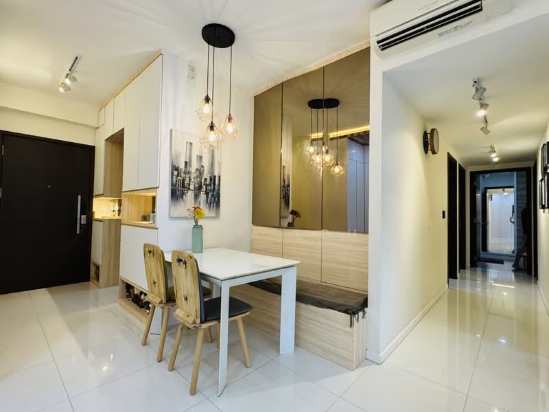 Heron Bay, Upper Serangoon View, 4 Bedrooms, 1,281 sqft, Executive Condominium For Sale, by Vera Loh, 500195251 - Dining Room - PropertyGuru.com.sg