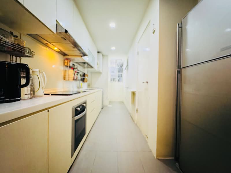 Heron Bay, Upper Serangoon View, 4 Bedrooms, 1,281 sqft, Executive Condominium For Sale, by Vera Loh, 500195251 - Kitchen - PropertyGuru.com.sg