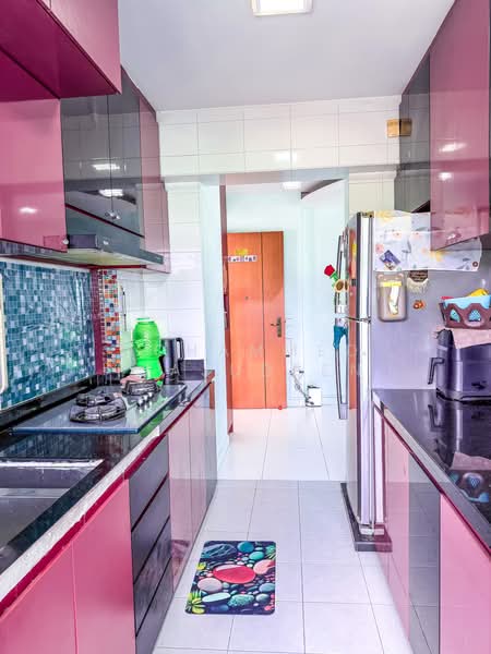 622B Punggol Central, 622B Punggol Central, 2 Bedrooms, 742 sqft, HDB Flat For Sale, by Mohammed Fiajudeen, 500195256 - Kitchen - PropertyGuru.com.sg