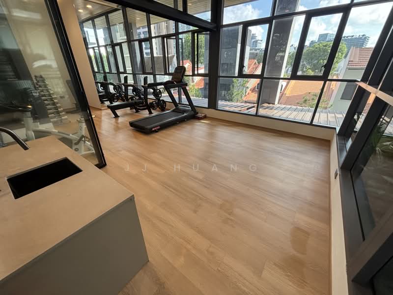 Hill House, 10A-11 Institution Hill, 10B, 2 Bedrooms, 624 sqft, Condominium For Rent, by JJ Huang, 500195259 - Gym - PropertyGuru.com.sg