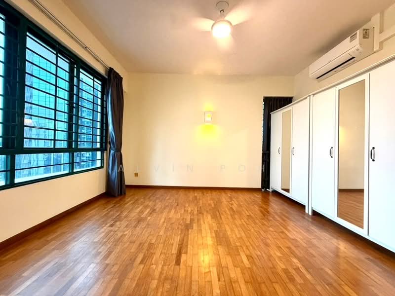 The Meyer Place, 2 Meyer Place, 3 Bedrooms, 1,496 sqft, Apartment For Rent, by Alvin Poh, 500195260 - Master bedroom - PropertyGuru.com.sg