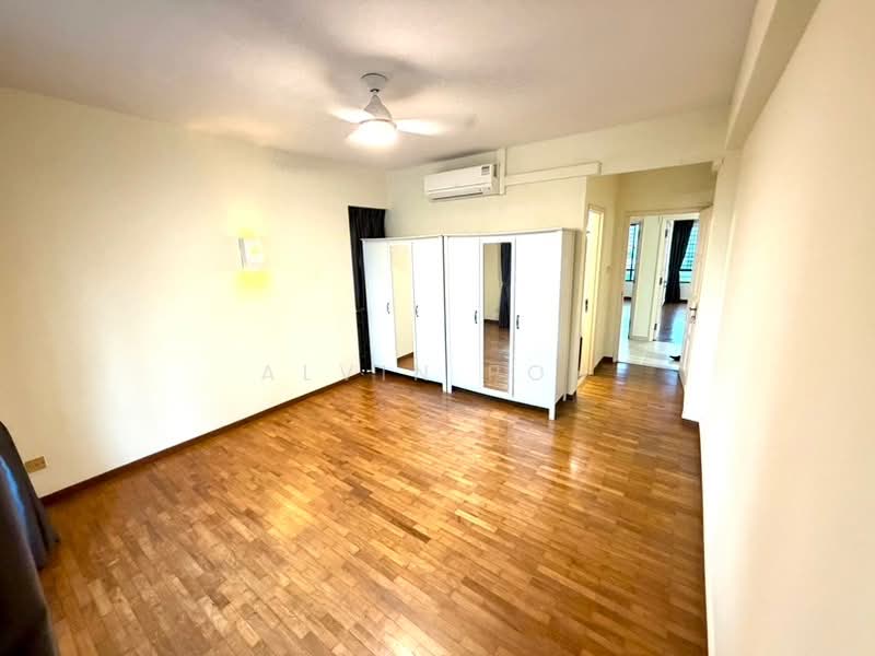 The Meyer Place, 2 Meyer Place, 3 Bedrooms, 1,496 sqft, Apartment For Rent, by Alvin Poh, 500195260 - Master bedroom - PropertyGuru.com.sg