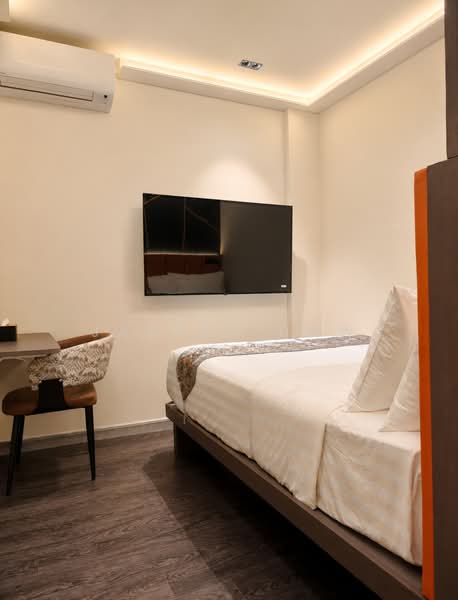 Upper Serangoon Road, , Studio, 129 sqft, Apartment For Rent, by Jasper How, 500195261 - Bedroom - PropertyGuru.com.sg