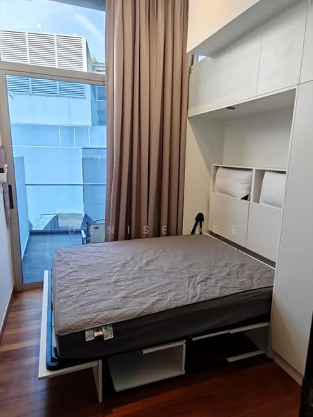 Oxley Edge, 308 River Valley Road, Room Rental, 121 sqft, Apartment For Rent, by Denise Lee, 500195266 - L2 Master room with balcony - PropertyGuru.com.sg