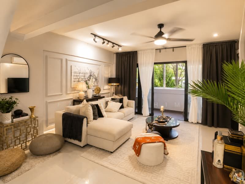 142 Bukit Batok Street 11, 142 Bukit Batok Street 11, 4 Bedrooms, 1,614 sqft, HDB Flat For Sale, by Faizal Rahim, 500195269 - Living Room - PropertyGuru.com.sg
