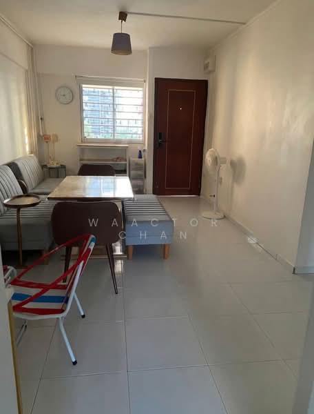 435 Clementi Avenue 3, 435 Clementi Avenue 3, 2 Bedrooms, 721 sqft, HDB Flat For Rent, by Waactor Chan, 500195288 - Living Room - PropertyGuru.com.sg
