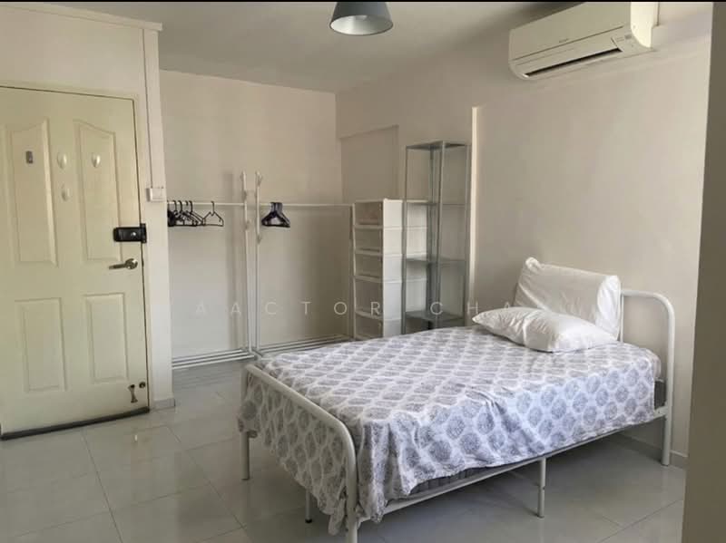 435 Clementi Avenue 3, 435 Clementi Avenue 3, 2 Bedrooms, 721 sqft, HDB Flat For Rent, by Waactor Chan, 500195288 - Bedroom - PropertyGuru.com.sg
