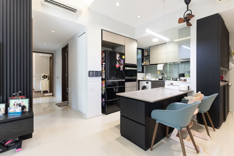 D'Nest, 141 Pasir Ris Grove, 3 Bedrooms, 936 sqft, Condominium For Sale, by Damon Koh, 500195293 - Kitchen - PropertyGuru.com.sg