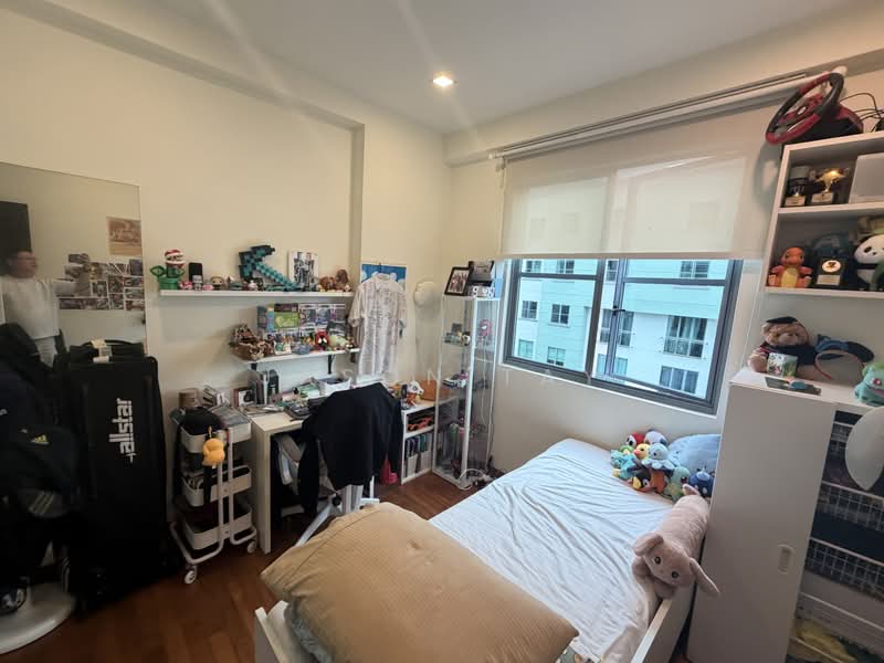 Springdale Condo, 51 Hindhede Walk, 4 Bedrooms, 1,152 sqft, Condominium For Sale, by Jason Tay, 500195296 - Bedroom - PropertyGuru.com.sg