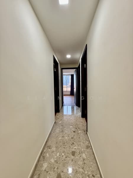 UE Square, 205 River Valley Road, 4 Bedrooms, 1,927 sqft, Apartment For Rent, by Elaine Goh, 500195298 - Corridor - PropertyGuru.com.sg