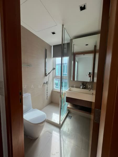 Cabana, 95 Sunrise Terrace, 5 Bedrooms, 3,165 sqft, Cluster House For Sale, by James Seah, 500195299 - Bathroom - PropertyGuru.com.sg