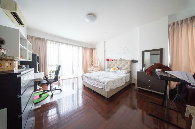 Wak Hassan drive semi detached with lift, , 6 Bedrooms, 4,355 sqft, Semi-Detached House For Sale, by Gordon Tok, 500195301 - Bedroom - PropertyGuru.com.sg