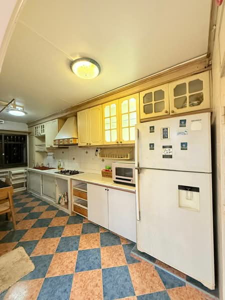 259C Compassvale Road, 259C Compassvale Road, 3 Bedrooms, 969 sqft, HDB Flat For Rent, by Elaine Tay, 500195303 - Kitchen - PropertyGuru.com.sg