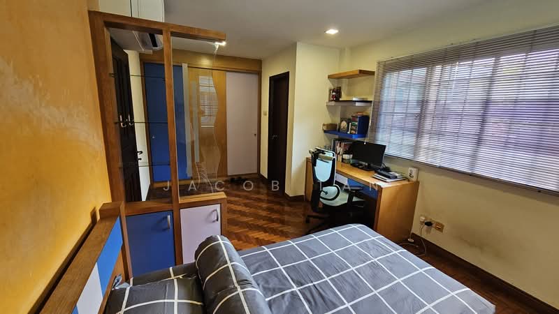 Villa Verde, Verde Grove, 5 Bedrooms, 3,000 sqft, Terraced House For Sale, by Jacob Tan, 500195305 - Bedroom - PropertyGuru.com.sg
