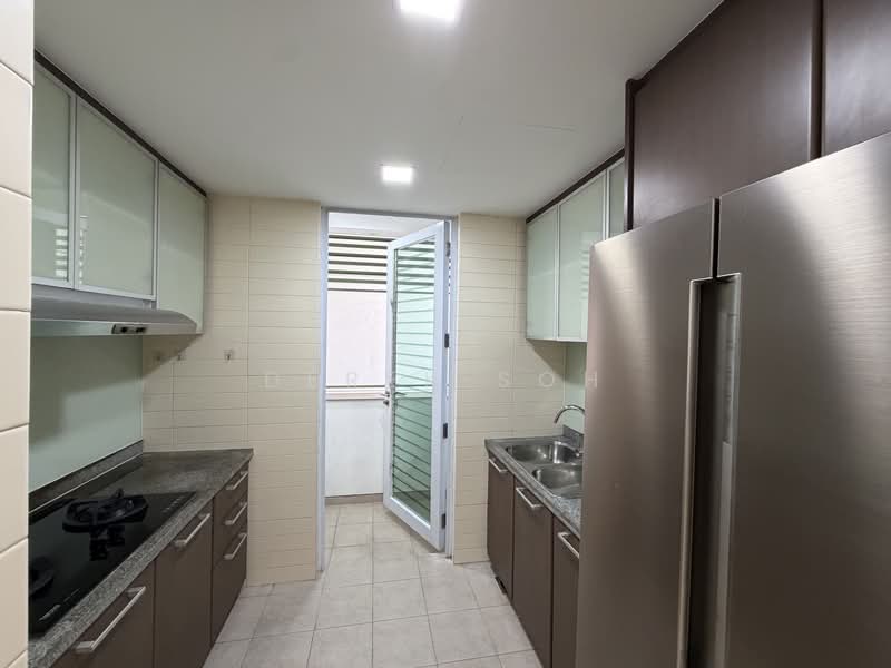 D'Gallery, 15 Jalan Masjid, Room Rental, 120 sqft, Apartment For Rent, by Derek Soh, 500195309 - Kitchen - PropertyGuru.com.sg