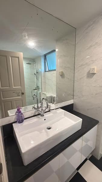 Avila Gardens, 19 Flora Road, Room Rental, 80 sqft, Condominium For Rent, by Derek Soh, 500195311 - Bathroom - PropertyGuru.com.sg