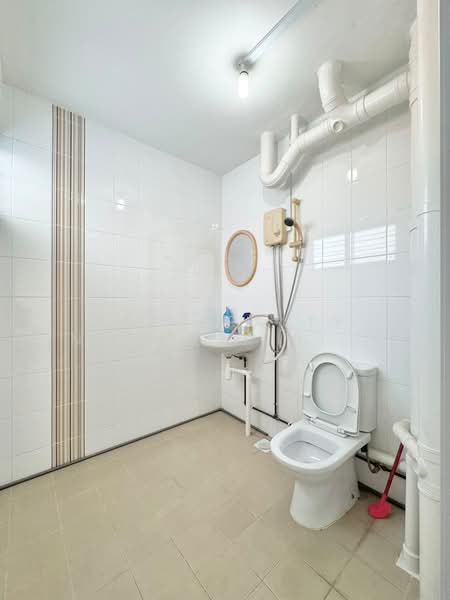 232 Tampines Street 21, 232 Tampines Street 21, 3 Bedrooms, 1,302 sqft, HDB Flat For Sale, by Phoebe, 500195312 - PropertyGuru.com.sg