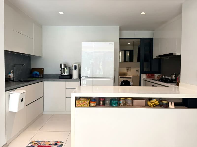 SkyPark Residences, Sembawang Drive, 5 Bedrooms, 1,658 sqft, Executive Condominium For Sale, by Grace Loh, 500195319 - Kitchen - PropertyGuru.com.sg
