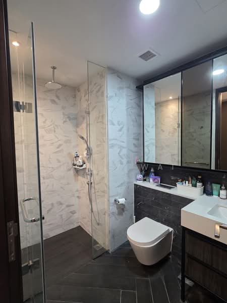 Mayfair Modern, 2 Rifle Range Road, 2 Bedrooms, 689 sqft, Condominium For Sale, by Sherly Wai, 500195322 - Bathroom - PropertyGuru.com.sg