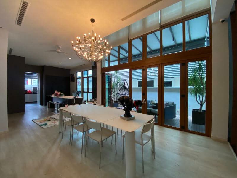 ❤️$13.xmil SUPER HOT BUY BUNGALOW ❤️ Prestigious Goodman Locale❤️, Branksome Road, 6 Bedrooms, 4,800 sqft, Detached House For Sale, by Julie Tay, 500195328 - Dining Room - PropertyGuru.com.sg