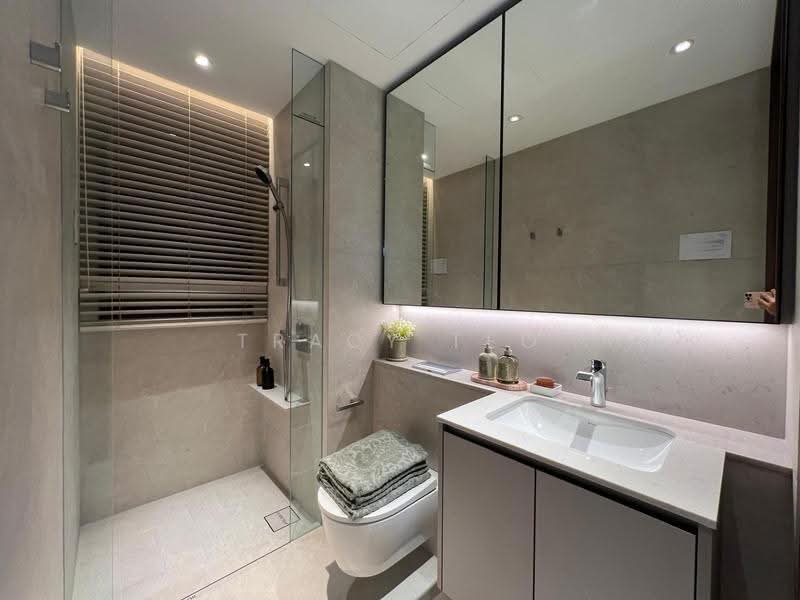 Dunearn House, 760 Dunearn Road, Newton / Novena, 2 Bedrooms, 667 sqft, Condominium For Sale, by Tracy Teo, 500195331 - Bathroom - PropertyGuru.com.sg