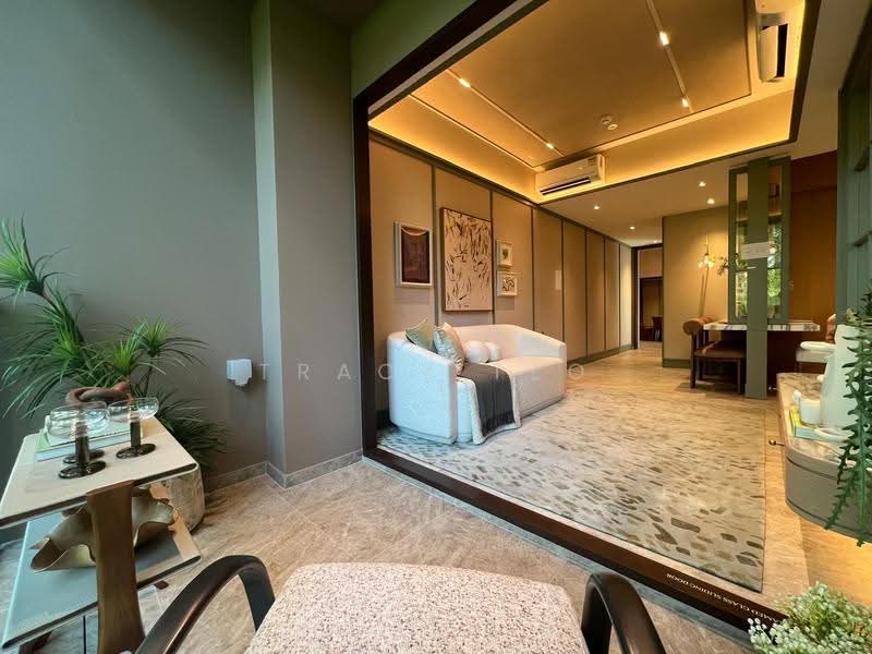 Dunearn House, 760 Dunearn Road, Newton / Novena, 2 Bedrooms, 667 sqft, Condominium For Sale, by Tracy Teo, 500195331 - Living Room - PropertyGuru.com.sg