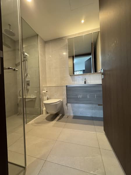 Royalgreen, 2 Anamalai Avenue, 2 Bedrooms, 721 sqft, Condominium For Sale, by Diana Wei, 500195333 - Bathroom - PropertyGuru.com.sg