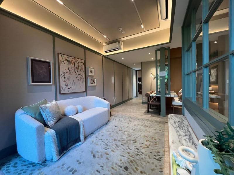 Dunearn House, 760 Dunearn Road, Newton / Novena, 2 Bedrooms, 527 sqft, Condominium For Sale, by Tracy Teo, 500195337 - Living Room - PropertyGuru.com.sg