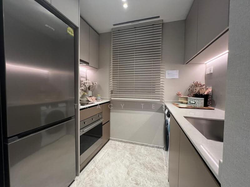 Dunearn House, 760 Dunearn Road, Newton / Novena, 2 Bedrooms, 527 sqft, Condominium For Sale, by Tracy Teo, 500195337 - Kitchen - PropertyGuru.com.sg