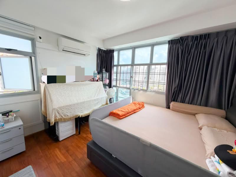 195E Punggol Road, 195E Punggol Road, 3 Bedrooms, 969 sqft, HDB Flat For Sale, by Yuna Lim, 500195347 - Bedroom - PropertyGuru.com.sg