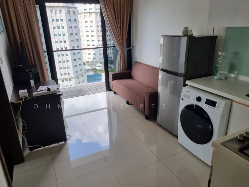 Domus, 8 Irrawaddy Road, 1 Bedroom, 474 sqft, Condominium For Sale, by DICKSON PANG, 500195354 - Living Room - PropertyGuru.com.sg