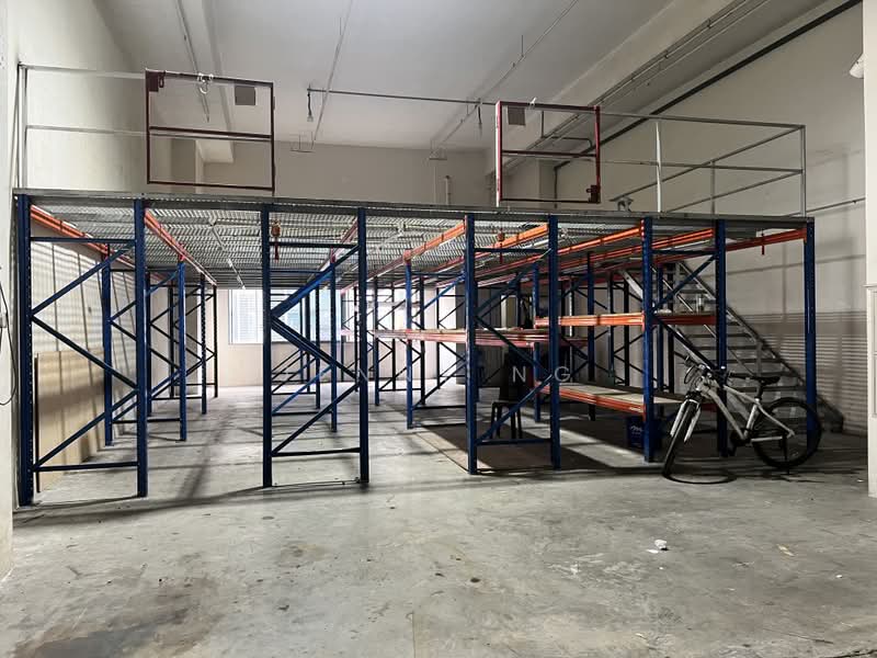 North Spring Bizhub, 5 Yishun Industrial Street 1, 1,539 sqft, Light Industrial (B1) For Rent, by Jenny Ng, 500195367 - no column, high ceiling - CommercialGuru.com.sg