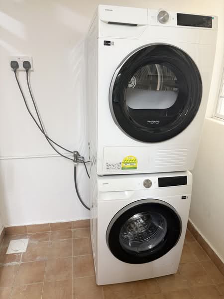 Emerald Garden, 33 Club Street, Room Rental, 210 sqft, Condominium For Rent, by Alan Tsui 徐先生, 500195371 - Interior - PropertyGuru.com.sg