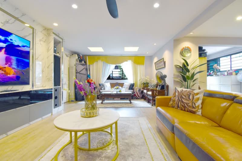 452 Jurong West Street 42, 452 Jurong West Street 42, 3 Bedrooms, 1,431 sqft, HDB Flat For Sale, by Malik Sani, 500195383 - Living Room - PropertyGuru.com.sg