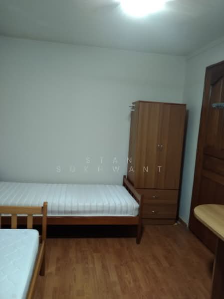 106 Serangoon North Avenue 1, 106 Serangoon North Avenue 1, Room Rental, 300 sqft, HDB Flat For Rent, by Stan Sukhwant, 500195385 - Bedroom - PropertyGuru.com.sg