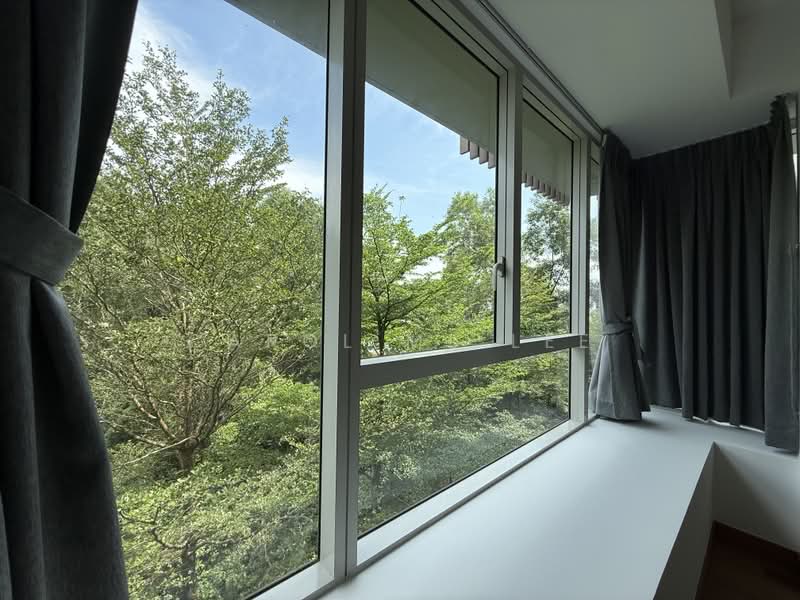 Floridian, 975 Bukit Timah Road, 2 Bedrooms, 926 sqft, Condominium For Rent, by Carol ML Lee, 500195388 - View from Master Bedroom - PropertyGuru.com.sg