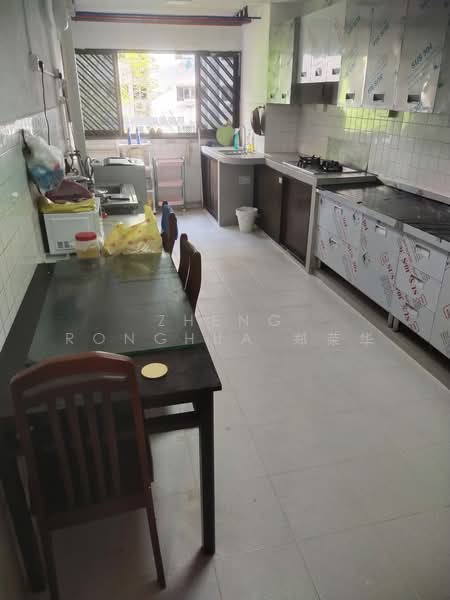 511 West Coast Drive, 511 West Coast Drive, Room Rental, 150 sqft, HDB Flat For Rent, by Zheng Ronghua 郑荣华, 500195390 - Kitchen - PropertyGuru.com.sg