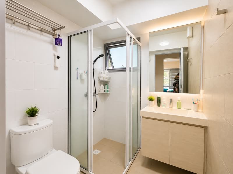 519B Tampines Central 8, 519B Tampines Central 8, 3 Bedrooms, 904 sqft, HDB Flat For Sale, by Adam K, 500195393 - Bathroom - PropertyGuru.com.sg