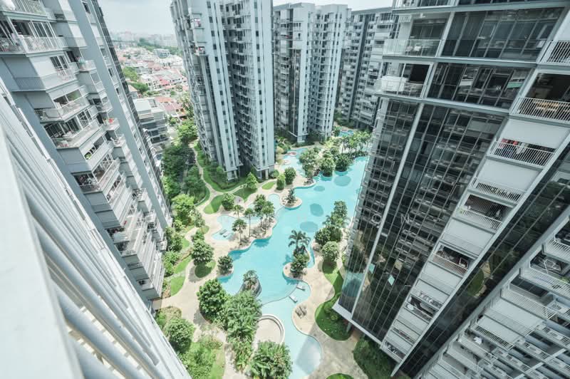 The Florence Residences, 99 Hougang Avenue 2, 2 Bedrooms, 667 sqft, Condominium For Sale, by Kenneth Kon, 500195401 - Exterior - PropertyGuru.com.sg