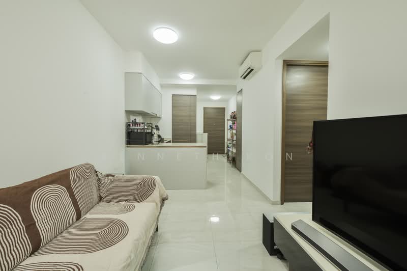 The Florence Residences, 99 Hougang Avenue 2, 2 Bedrooms, 667 sqft, Condominium For Sale, by Kenneth Kon, 500195401 - Living Room - PropertyGuru.com.sg