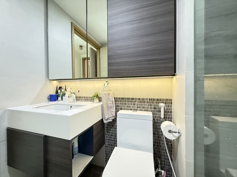 The Terrace, 88 Edgedale Plains, 3 Bedrooms, 1,076 sqft, Executive Condominium For Rent, by May Loh, 500195405 - Bathroom - PropertyGuru.com.sg