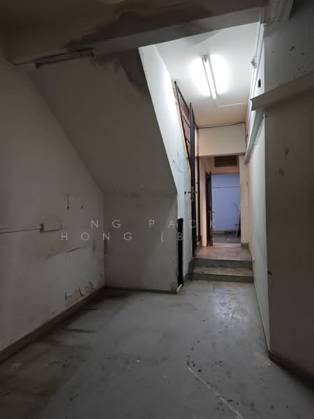 1019 Upper Serangoon Road, 1019 Upper Serangoon Road, 3,200 sqft, Shop / Shophouse For Rent, by Ng Pack Hong (Bird) 伍保衡, 500195408 - Entrance - CommercialGuru.com.sg