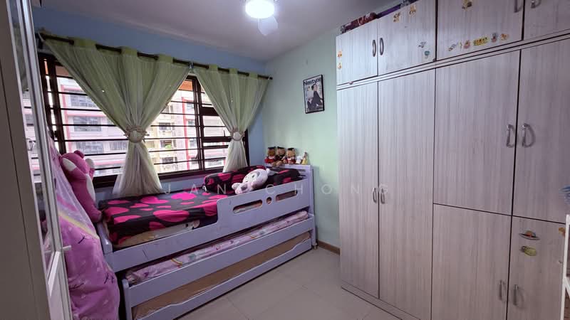 468A Bukit Batok West Avenue 9, 468A Bukit Batok West Avenue 9, 1 Bedroom, 505 sqft, HDB Flat For Sale, by Jan Chong, 500195409 - Bedroom - PropertyGuru.com.sg
