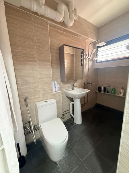 606 Elias Road, 606 Elias Road, Room Rental, 160 sqft, HDB Flat For Rent, by May Lin, 500195410 - Bathroom - PropertyGuru.com.sg